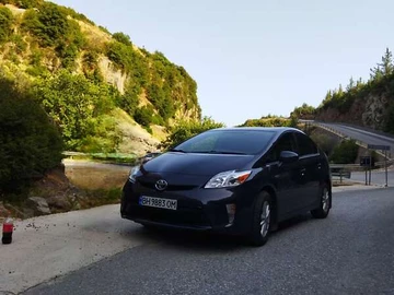 Авто Toyota Prius 2015 № 8482249