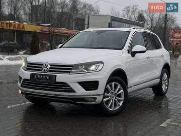 Авто Volkswagen Touareg 2014 № 8482271