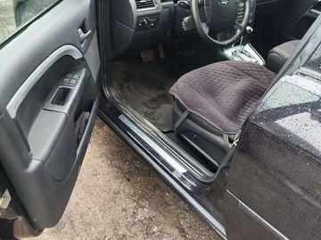 Авто Ford Mondeo 2004 № 8482396