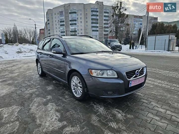 Авто Volvo V50 2011 № 8482510
