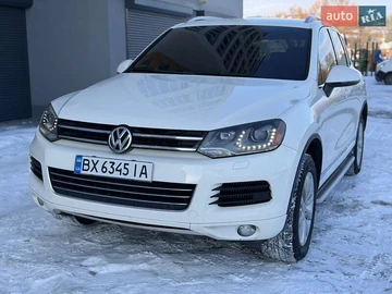 Авто Volkswagen Touareg 2011 № 8482995