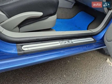 Авто Volkswagen Golf 2000 № 8483091