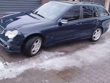 Авто Mercedes C-Class 2004 № 8483197