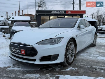 Авто Tesla Model S 2015 № 8483370