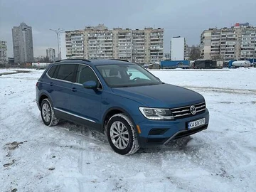 Авто Volkswagen Tiguan 2017 № 8483442