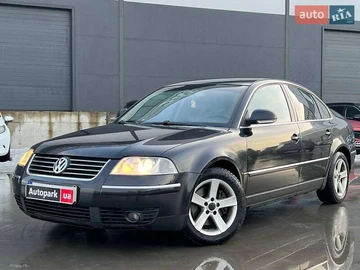 Авто Volkswagen Passat 2004 № 8483672