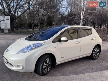 Авто Nissan Leaf 2015 № 8483790