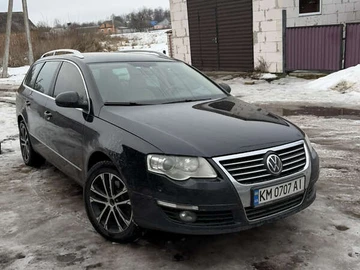 Авто Volkswagen Passat 2010 № 8484615