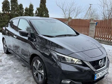 Авто Nissan Leaf 2018 № 8484733