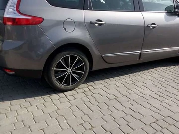 Авто Renault Grand Scenic 2013 № 8485062