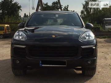 Авто Porsche Cayenne 2015 № 8485301