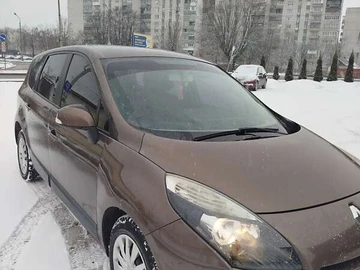 Авто Renault Scenic 2010 № 8485530