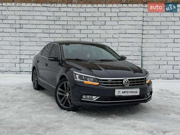 Авто Volkswagen Passat 2018 № 8485755