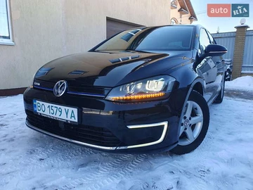 Авто Volkswagen E-Golf 2015 № 8486166