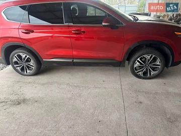 Авто Hyundai Santa Fe 2018 № 8486375