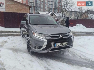 Авто Mitsubishi Outlander 2017 № 8486378