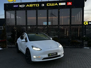 Авто Tesla Model Y 2024 № 8486390