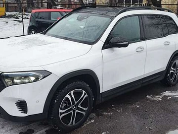Авто Mercedes Eqb 2023 № 8486396