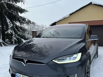 Авто Tesla Model X 2018 № 8486879