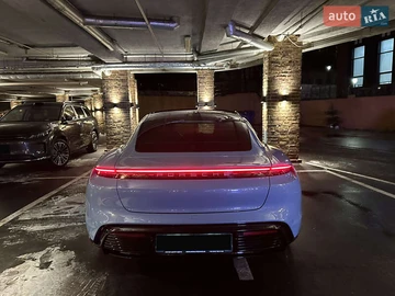 Авто Porsche Taycan 2020 № 8486888