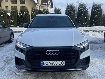 Авто Audi Q8 2021 № 8486889