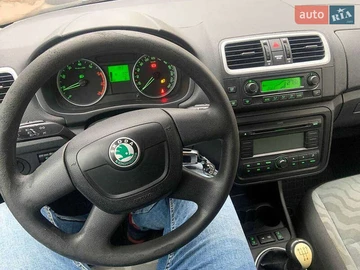 Авто Skoda Fabia 2009 № 8487035