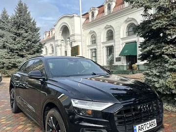 Авто Audi Q8 2021 № 8487050