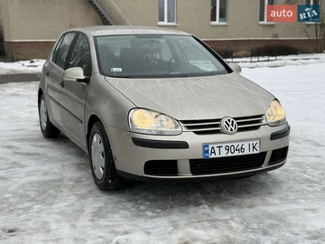 Авто Volkswagen Golf 2004 № 8487200