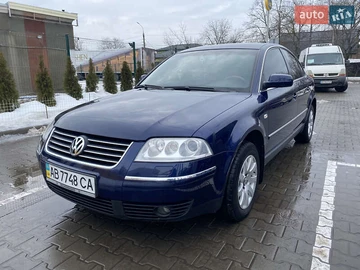 Авто Volkswagen Passat 2004 № 8487271