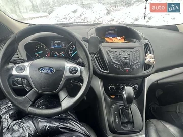 Авто Ford Escape 2015 № 8487278
