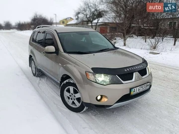 Авто Mitsubishi Outlander Xl 2008 № 8487396