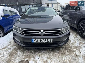 Авто Volkswagen Passat 2017 № 8487408