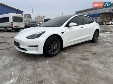 Авто Tesla Model 3 2023 № 8487414