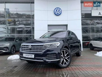 Авто Volkswagen Touareg 2022 № 8487425