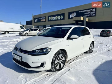 Авто Volkswagen E-Golf 2017 № 8487782
