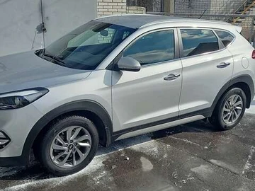 Авто Hyundai Tucson 2017 № 8488036