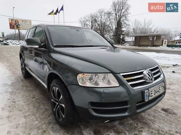 Авто Volkswagen Touareg 2003 № 8488192