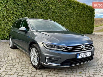 Авто Volkswagen Passat 2016 № 8488330