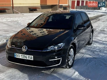 Авто Volkswagen E-Golf 2020 № 8488406