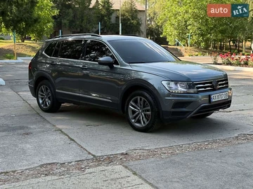 Авто Volkswagen Tiguan 2018 № 8488408