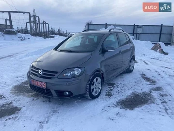 Авто Volkswagen Golf Plus 2008 № 8488893