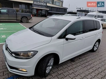 Авто Volkswagen Touran 2015 № 8489553