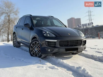 Авто Porsche Cayenne 2017 № 8489743