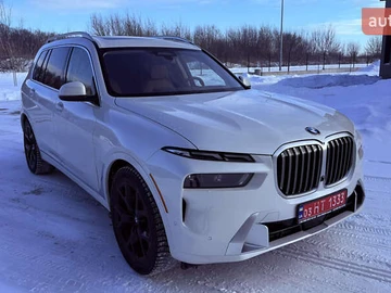 Авто BMW X7 2024 № 8489841
