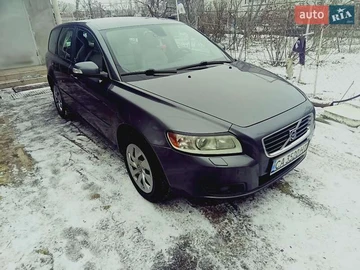 Авто Volvo V50 2007 № 8490206