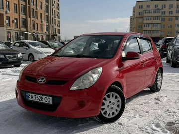 Авто Hyundai I20 2010 № 8490393