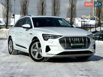 Авто Audi E-Tron 2019 № 8490554