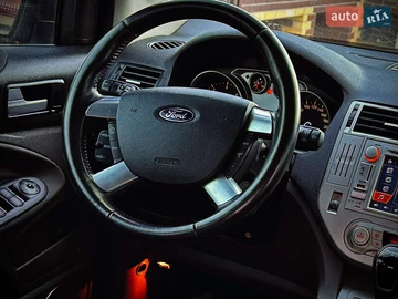 Авто Ford Kuga 2012 № 8490792