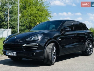 Авто Porsche Cayenne 2013 № 8490892