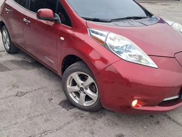 Авто Nissan Leaf 2011 № 8490921
